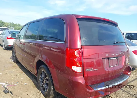 2017 Dodge Grand Caravan Sxt z USA, uszkodzony, nr VIN 2C4RDGCG5HR651509